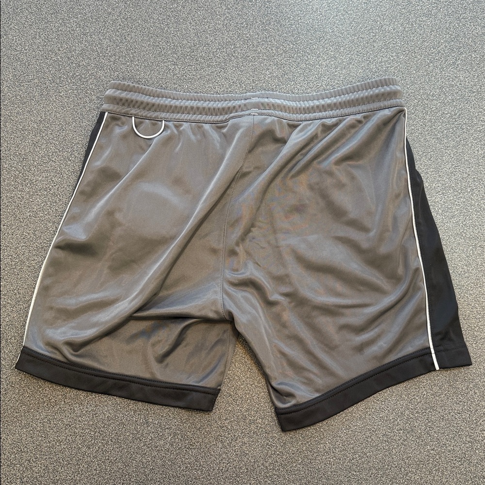 Nasty Pig Rugby Shorts Size Medium - Picture 4 of 5